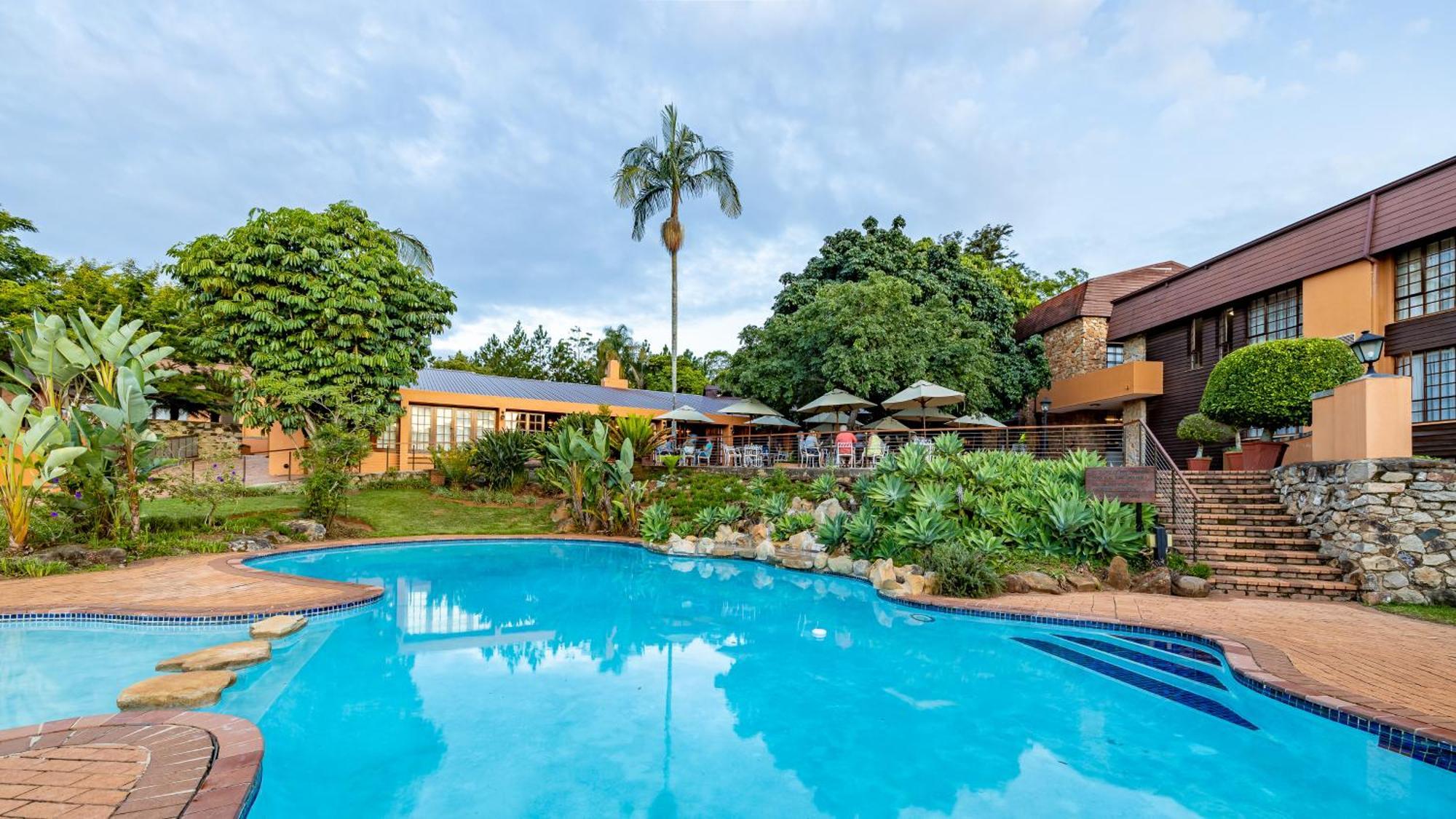 African Sky Hotels - Pine Lake Inn Уайт-Ривер Экстерьер фото
